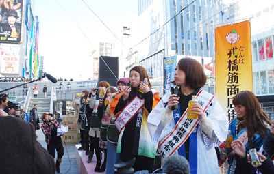 巻き寿司の早食いイベント