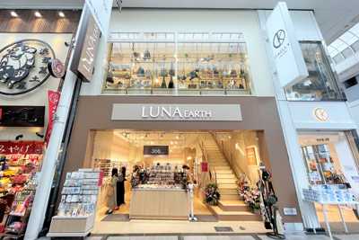 1F LUNA EARTH 戎橋店／2F パーツクラブ​戎橋店